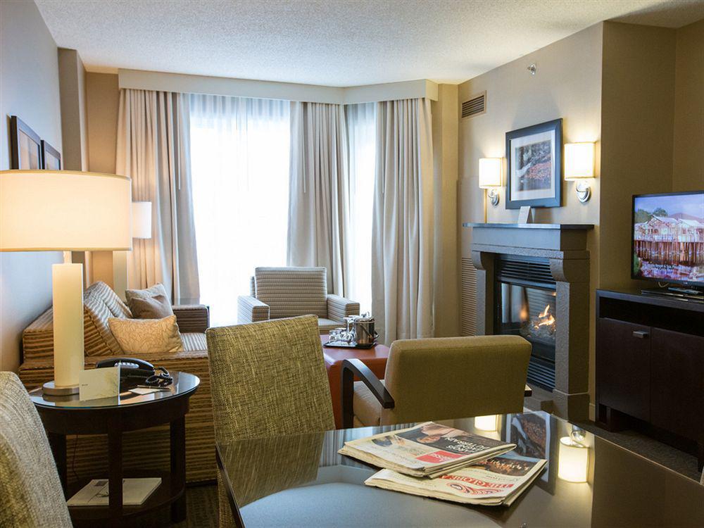 Le Westin Tremblant Hotel Mont-Tremblant Exterior photo